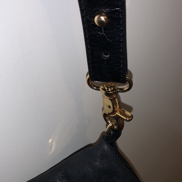 TORY Burch Flopover Black leather Clutch or crossbody Handbag. - Picture 4 of 11